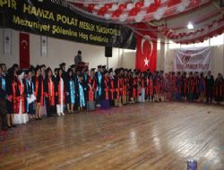 İspir MYO'da mezuniyet sevinci